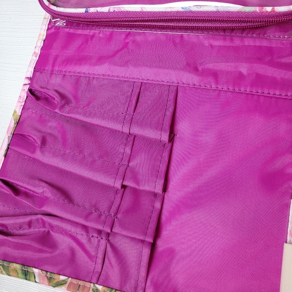 NWT Pink Floral Cosmetics Case Organizer Toiletry Bag Smoke Free Pet Free Home - Picture 3 of 7